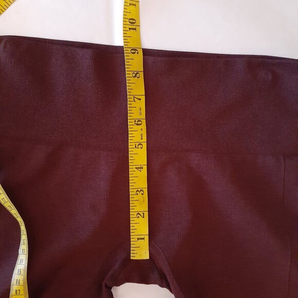 Lululemon In The Flow Crop II - Picture 14 of 16